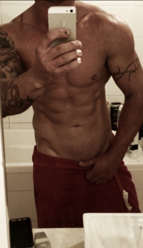 Nacktes geleaktes OnlyFans-Foto von King