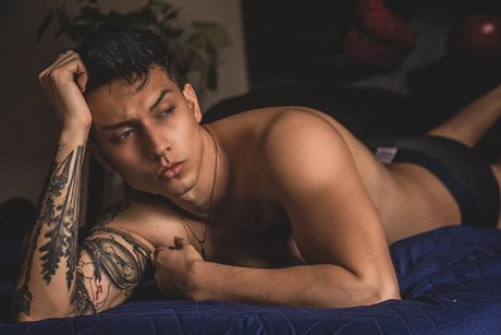Nacktes geleaktes OnlyFans-Foto von Marcello Evans