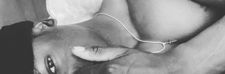Nacktes geleaktes OnlyFans-Foto von Mango