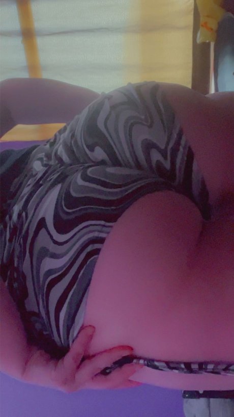 Nacktes geleaktes OnlyFans-Foto von Mamiilove