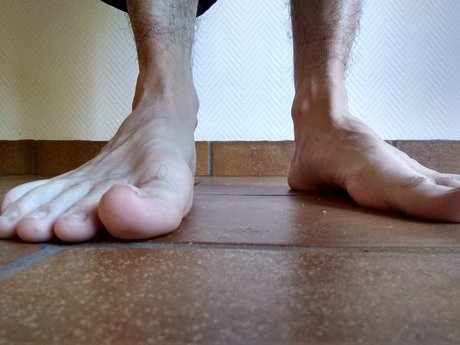 Nacktes geleaktes OnlyFans-Foto von Mens Feet