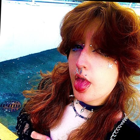 Nacktes geleaktes OnlyFans-Foto von Maeve 