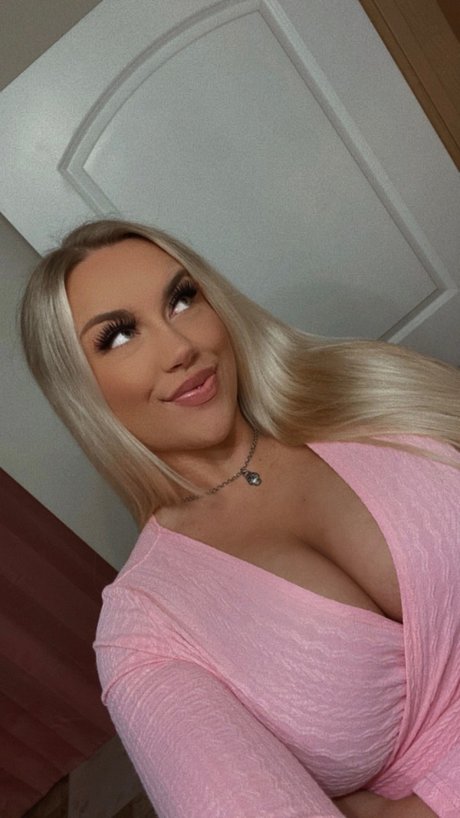 Nacktes geleaktes OnlyFans-Foto von Maddy