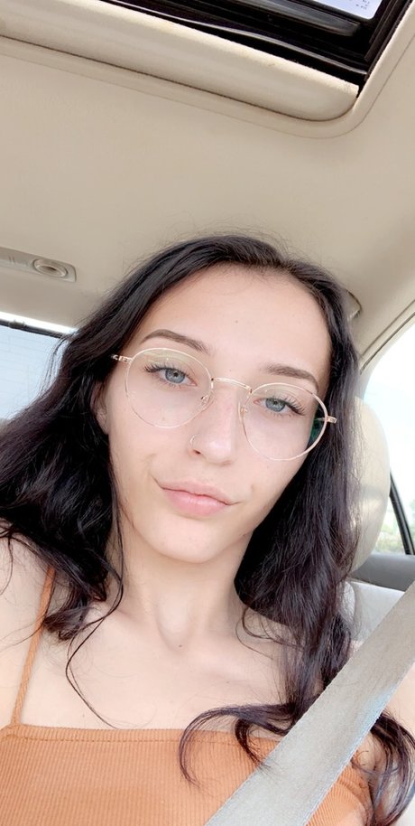 Nacktes geleaktes OnlyFans-Foto von Megan