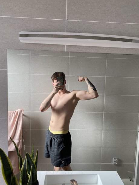 Nacktes geleaktes OnlyFans-Foto von Maxxx
