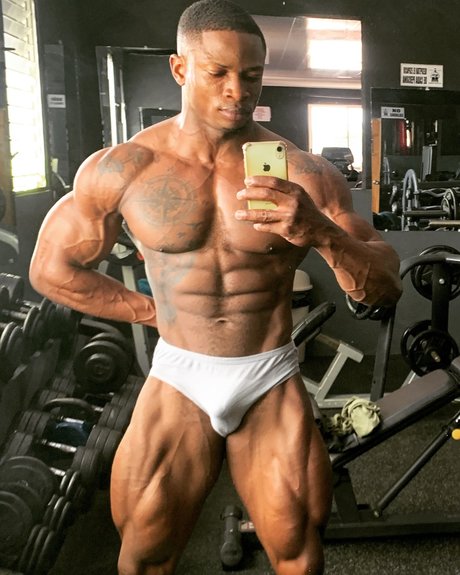 Nacktes geleaktes OnlyFans-Foto von El Negrito Guebo Largo       