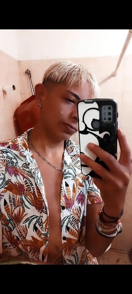 Nacktes geleaktes OnlyFans-Foto von Cuenta Cerrada