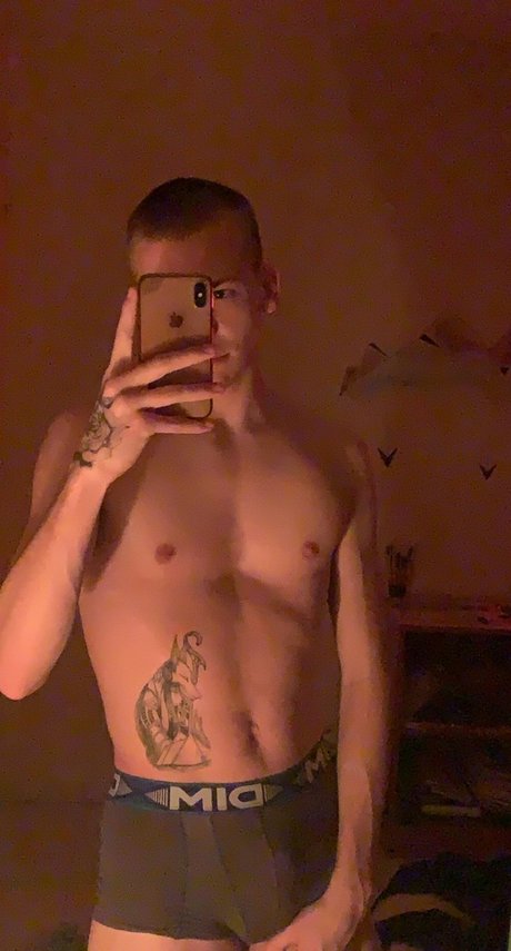 Nacktes geleaktes OnlyFans-Foto von Mathis