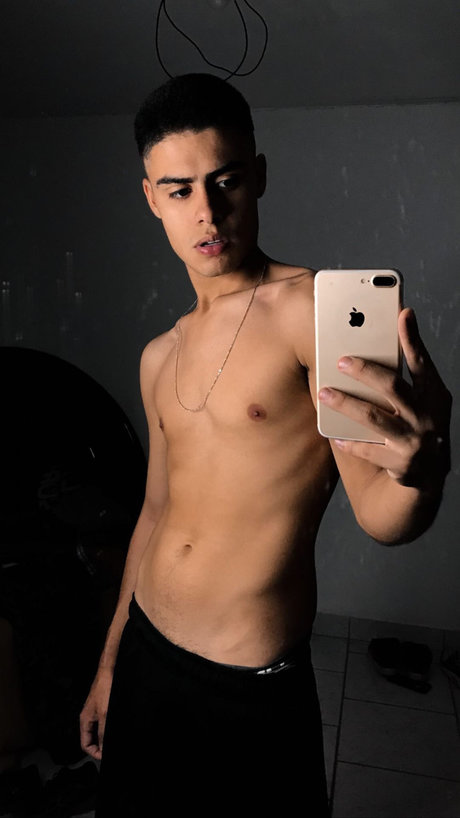 Nacktes geleaktes OnlyFans-Foto von Mateus