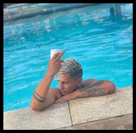Nacktes geleaktes OnlyFans-Foto von Mateo Nicolas