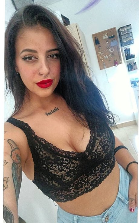 Nacktes geleaktes OnlyFans-Foto von Marina