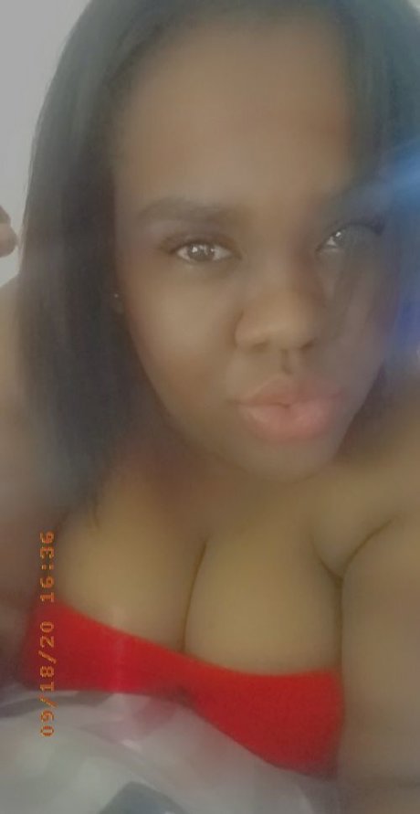 Nacktes geleaktes OnlyFans-Foto von Boss