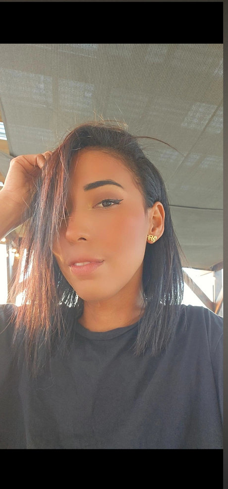 Nacktes geleaktes OnlyFans-Foto von Vb