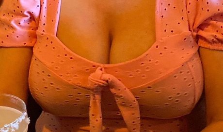 Nacktes geleaktes OnlyFans-Foto von Minnie Kate 