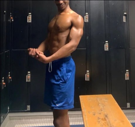 Nacktes geleaktes OnlyFans-Foto von Milktank