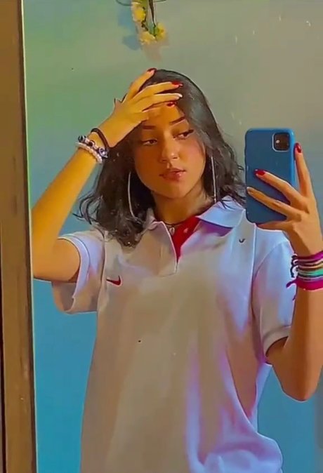 Nacktes geleaktes OnlyFans-Foto von Mileena