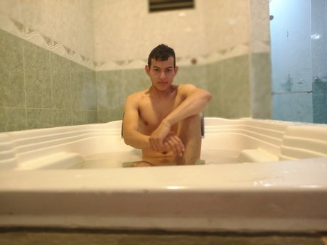 Nacktes geleaktes OnlyFans-Foto von Mike O