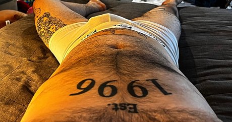 Nacktes geleaktes OnlyFans-Foto von Midwesternbear