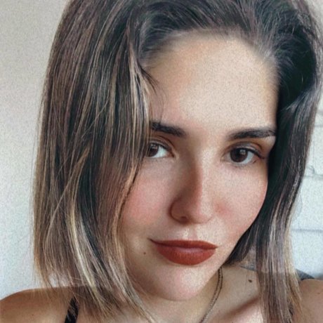 Micol Estevez