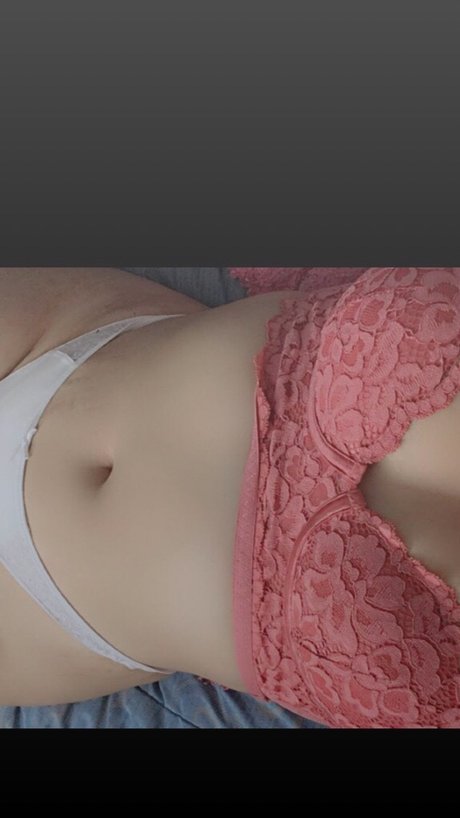 Nacktes geleaktes OnlyFans-Foto von Michi
