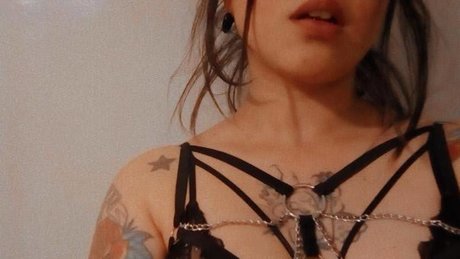 Nacktes geleaktes OnlyFans-Foto von Michelle