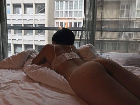 Nacktes geleaktes OnlyFans-Foto von Eri