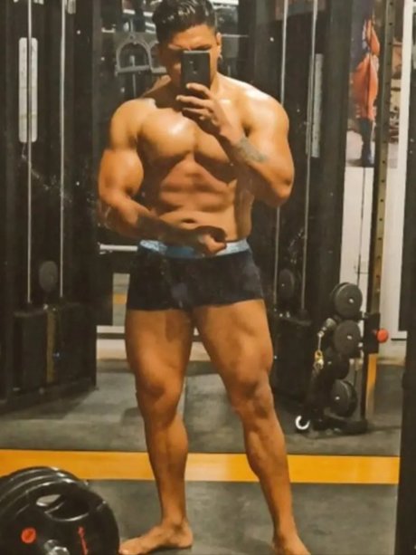 Nacktes geleaktes OnlyFans-Foto von Morena Y Lobo