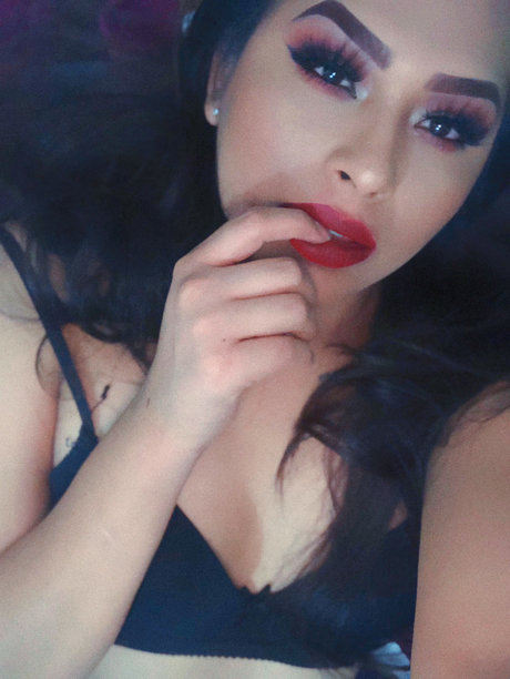Nacktes geleaktes OnlyFans-Foto von Monsecita