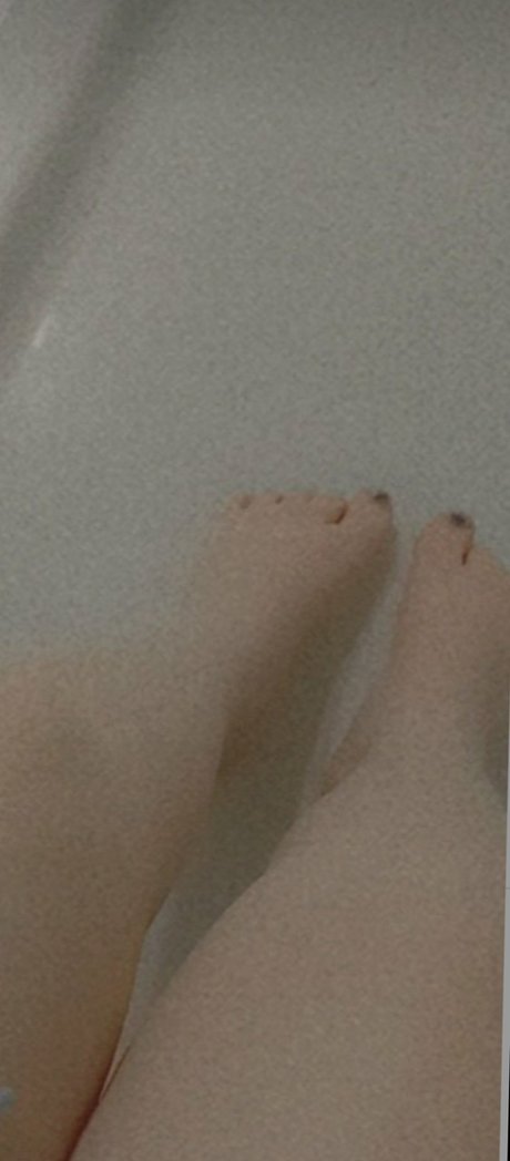 Nacktes geleaktes OnlyFans-Foto von Tink