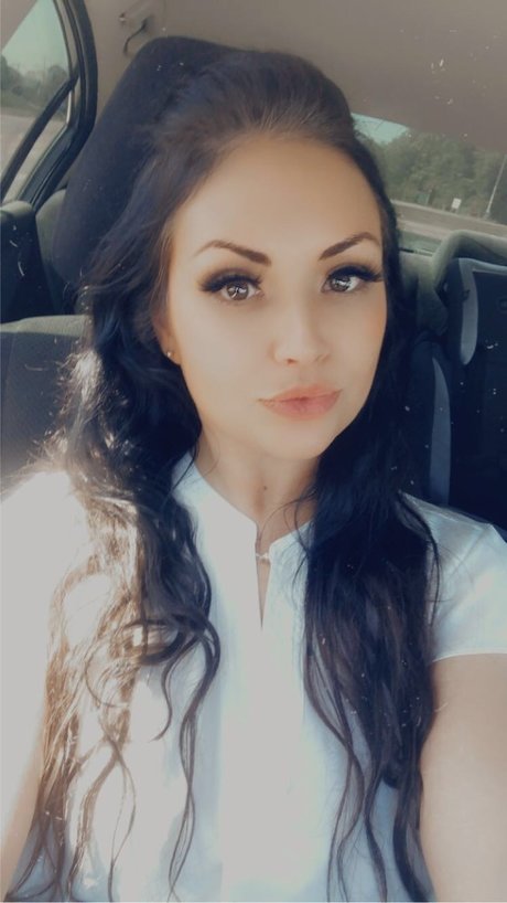 Nacktes geleaktes OnlyFans-Foto von Miz Teecee