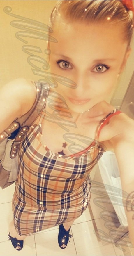 Nacktes geleaktes OnlyFans-Foto von Mickayla May