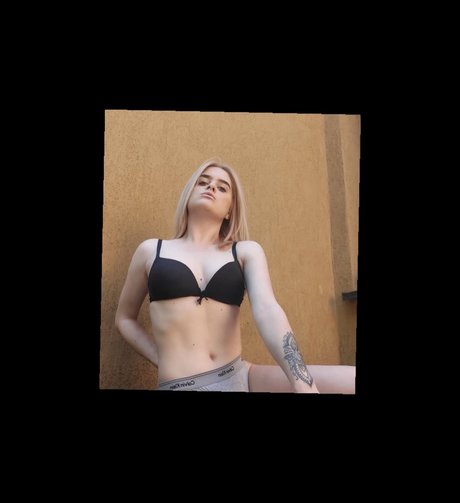 Nacktes geleaktes OnlyFans-Foto von Missdaisy