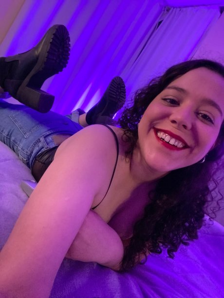 Nacktes geleaktes OnlyFans-Foto von Miss Blume Free