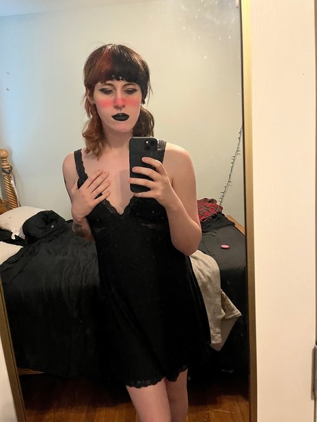 Nacktes geleaktes OnlyFans-Foto von Mysfortune