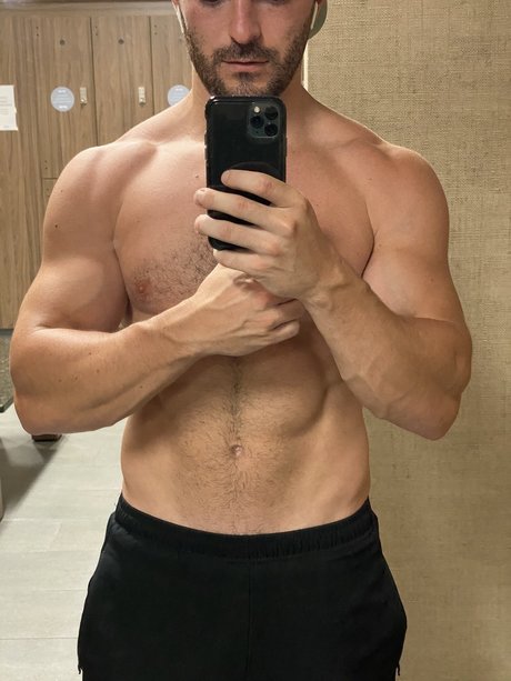 Nacktes geleaktes OnlyFans-Foto von Musclemike5