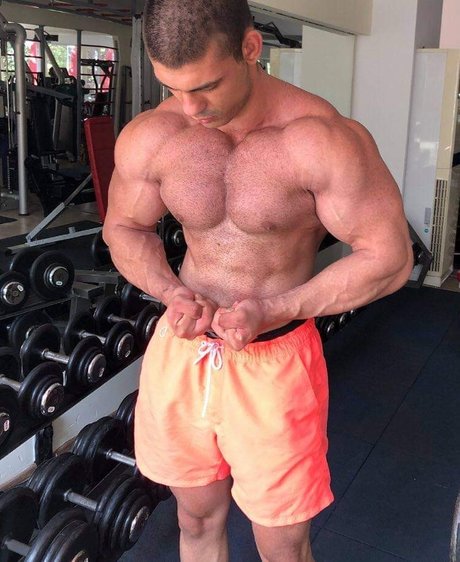Nacktes geleaktes OnlyFans-Foto von Muscledominationfullvids