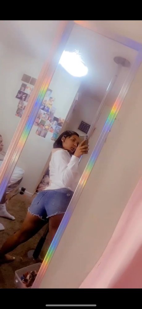 Nacktes geleaktes OnlyFans-Foto von Mulyn 