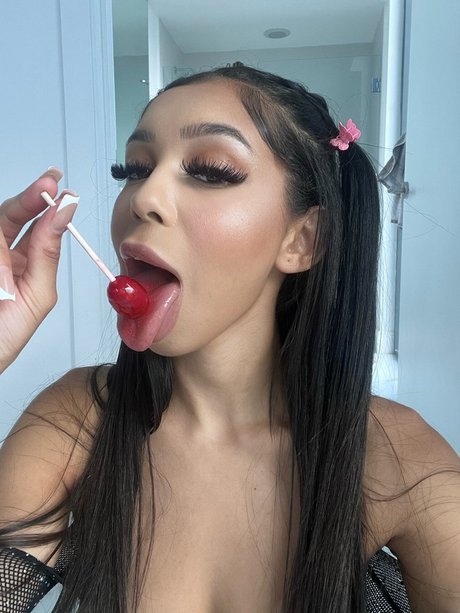 Ms Valentina