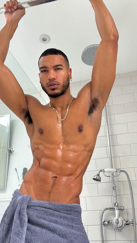 Nacktes geleaktes OnlyFans-Foto von Marlon Mckenzie