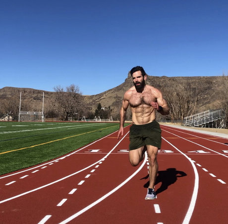 Nacktes geleaktes OnlyFans-Foto von Mountain Zaddy