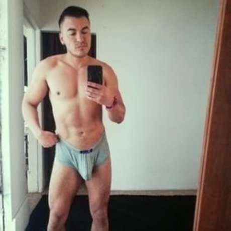 Nacktes geleaktes OnlyFans-Foto von Ngel Salas