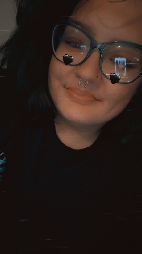 Nacktes geleaktes OnlyFans-Foto von Lovely