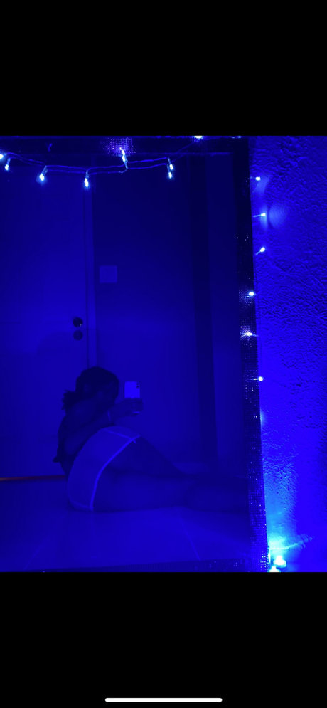 Nacktes geleaktes OnlyFans-Foto von Nena