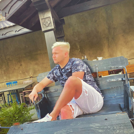 Nacktes geleaktes OnlyFans-Foto von Nelu01