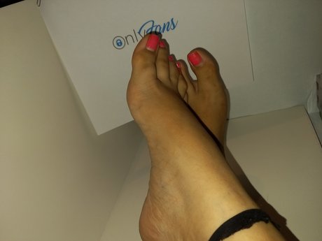 Nacktes geleaktes OnlyFans-Foto von Nelly