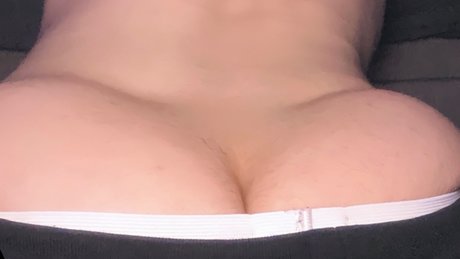 Nacktes geleaktes OnlyFans-Foto von Leo 