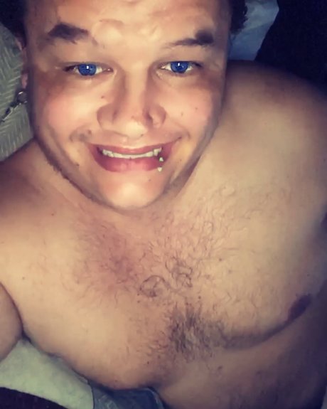 Nacktes geleaktes OnlyFans-Foto von Naughty Native 