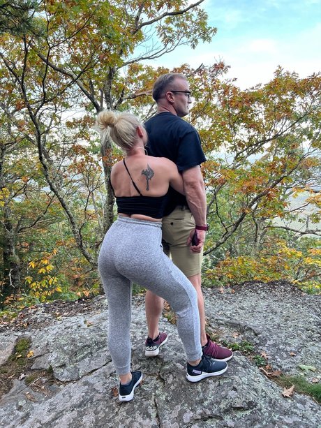 Nacktes geleaktes OnlyFans-Foto von Talulah Ampamp Jake Vip