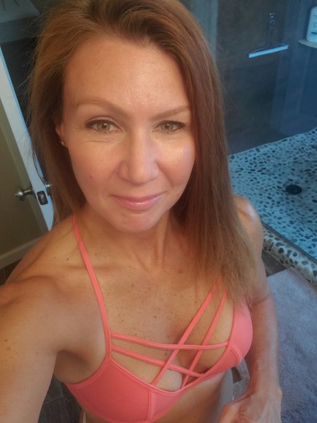 Nacktes geleaktes OnlyFans-Foto von Erica