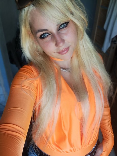 Nacktes geleaktes OnlyFans-Foto von Naughty Goddess C